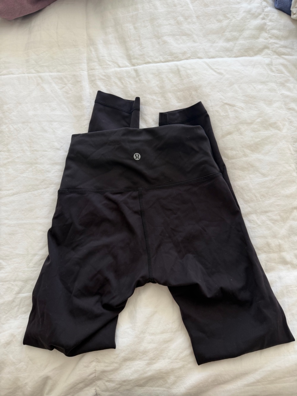 lululemon athletica women’s Wunder Train Black leggings size 4